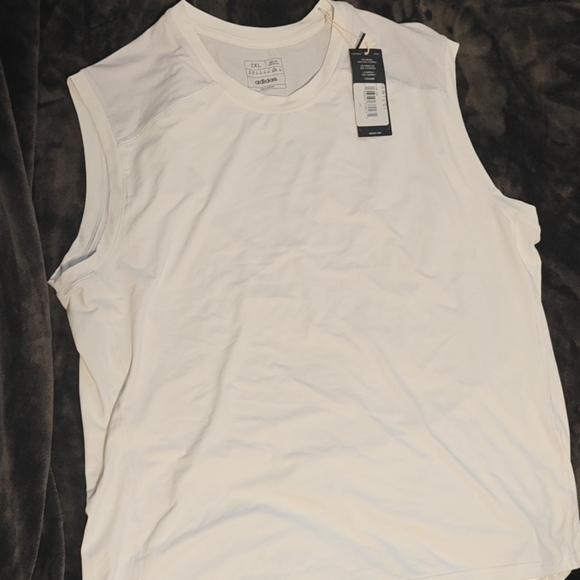 Adidas Tight Fit Mens White 2XL Tee NWT - Picture 1 of 10